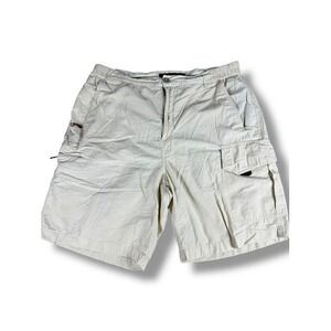 Simms Shorts Mens Medium Khaki Tan‎ Cargo Pockets Outdoor Fishing Hiking Utility